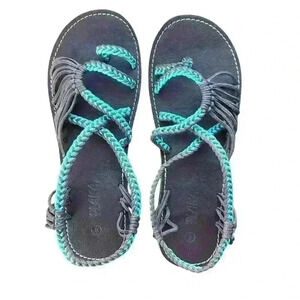 Plaka Sandals Brown Blue Sz 6 - Like New